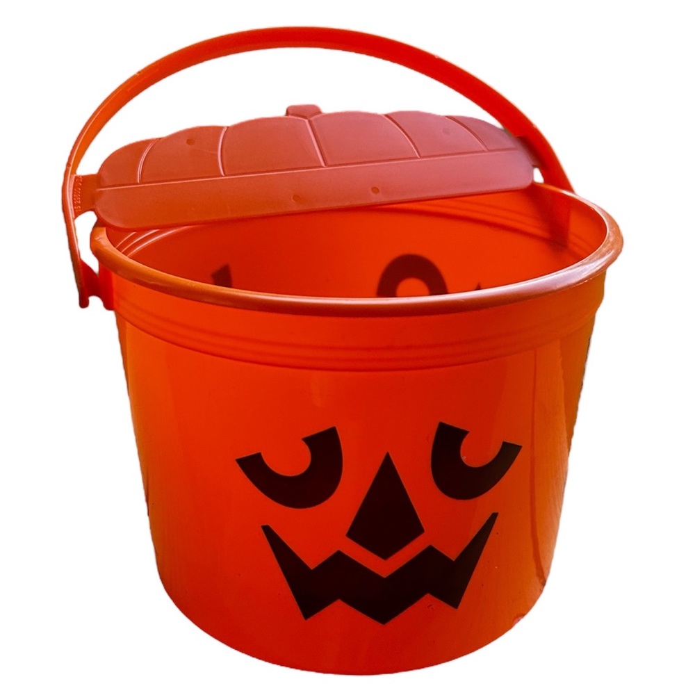 McDonald’s 2022 Halloween Bucket Orange McPunk’n Pumpkin Happy Meal Trick Treat